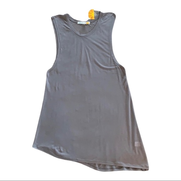💕HP💕C&C California Assymetrical hem muscle tank grey - Picture 3 of 16